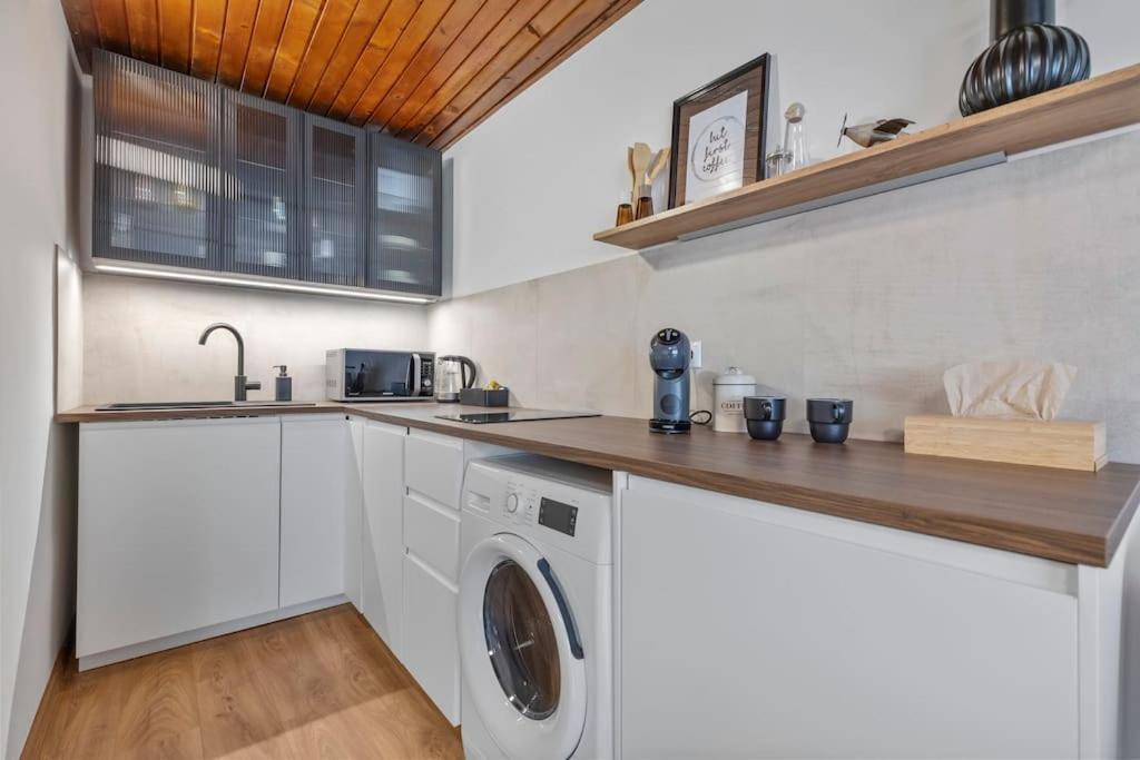 Art-inspired, Designer Apartmán *